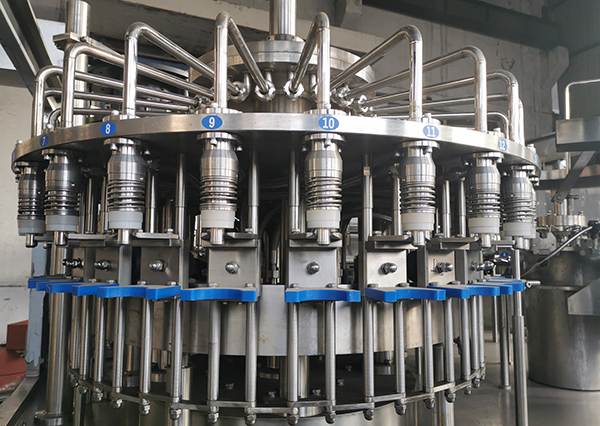 飲料熱灌裝設備